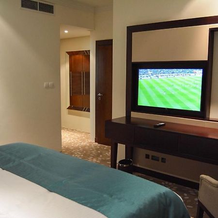Grand Mercure Hotel Dubai Eksteriør billede