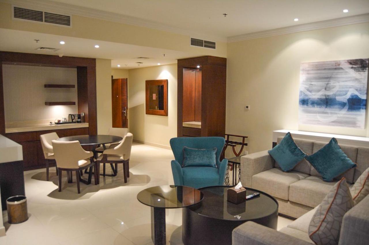 Grand Mercure Hotel Dubai Eksteriør billede