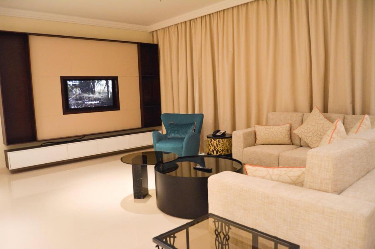 Grand Mercure Hotel Dubai Eksteriør billede